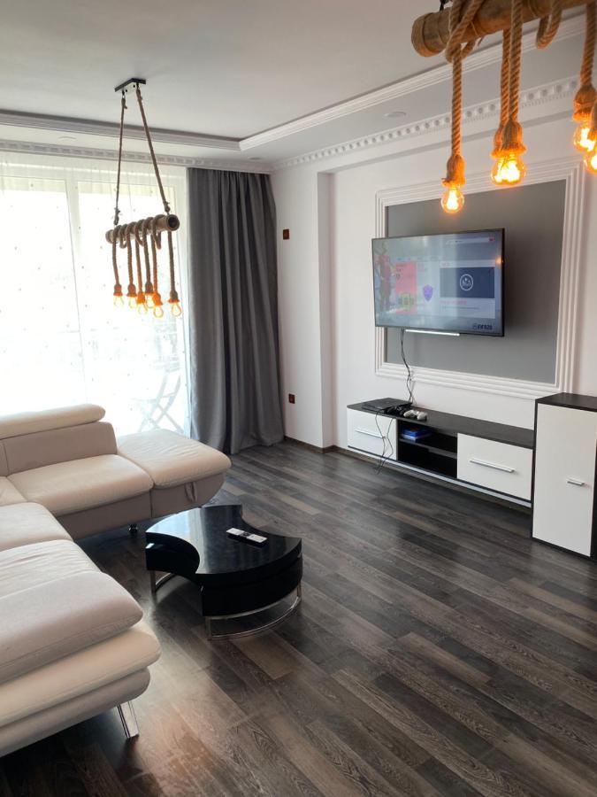 Luxury Apartment Satu Mare Exterior photo