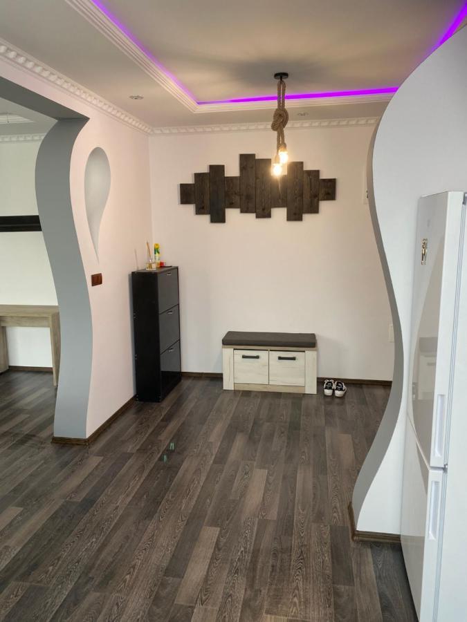 Luxury Apartment Satu Mare Exterior photo